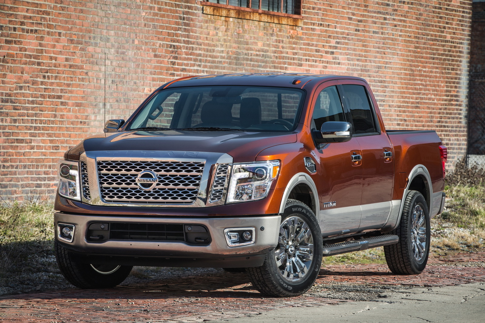 Nissan 2024 titan ev